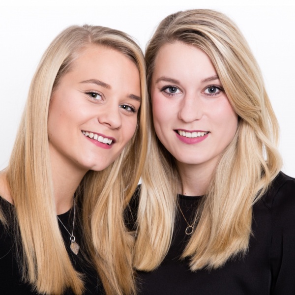 Studioportrait Schwestern
